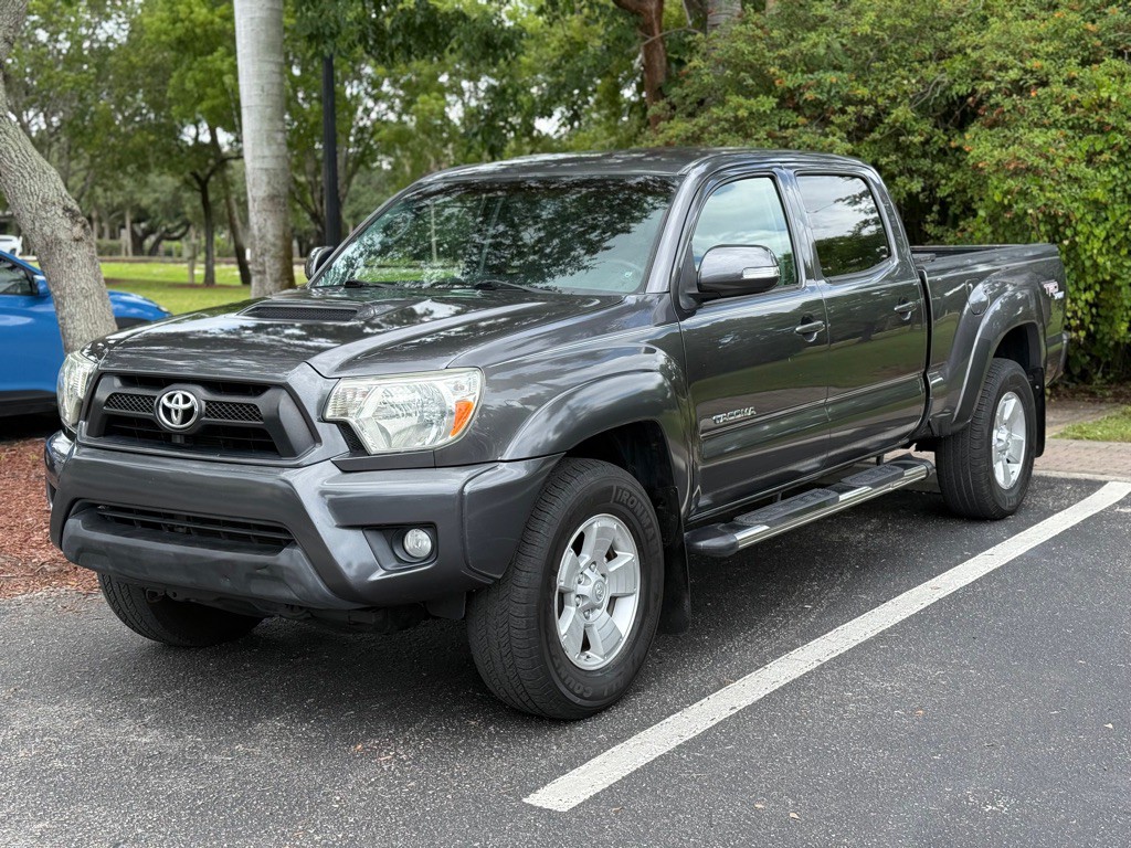 2013 Toyota Tacoma Image 2