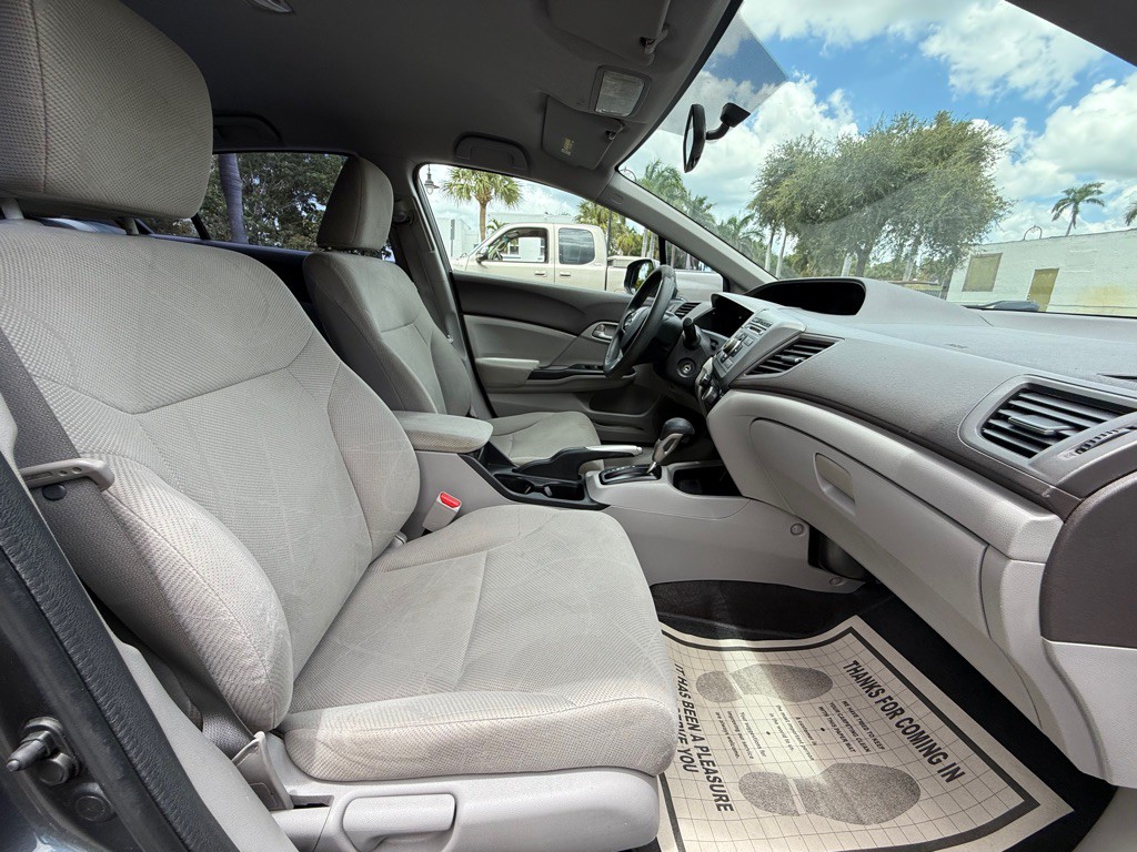2012 Honda Civic Image 10