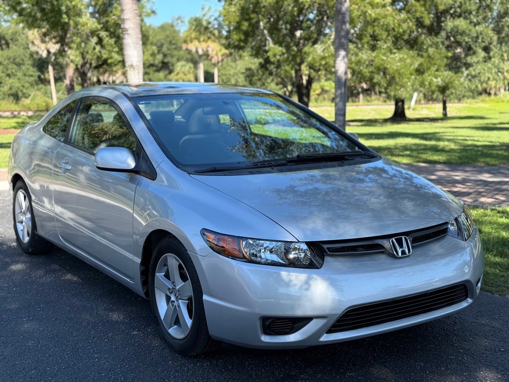 2008 Honda Civic Image 2