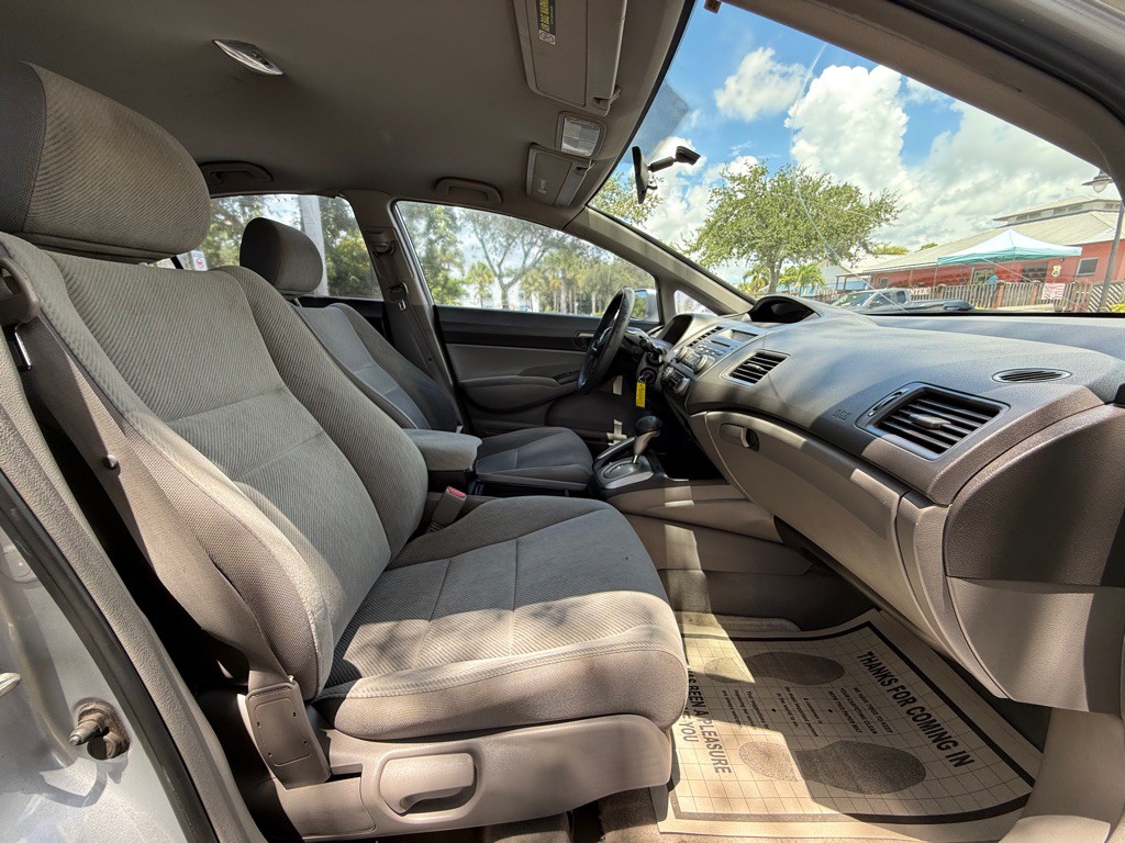 2011 Honda Civic Image 7