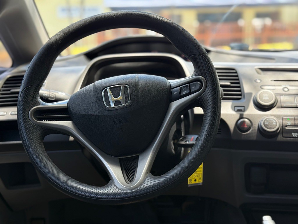 2011 Honda Civic Image 10