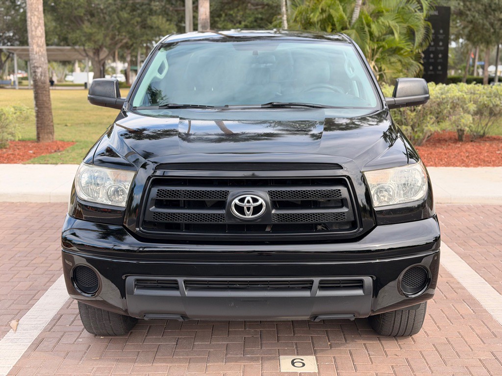 2013 Toyota Tundra Image 1