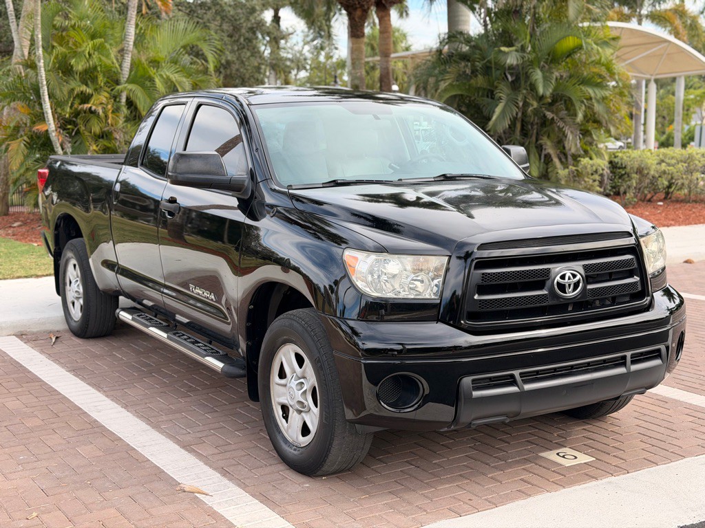 2013 Toyota Tundra Image 2