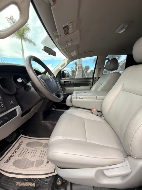 2013 Toyota Tundra Image 11