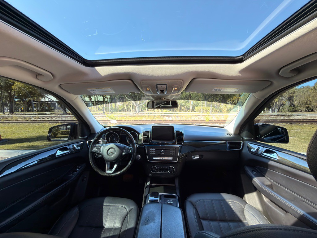 2016 Mercedes-Benz GLE-Class Image 9