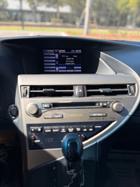 2013 Lexus RX Image 13