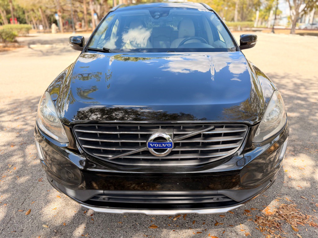 2014 Volvo XC60 Image 2