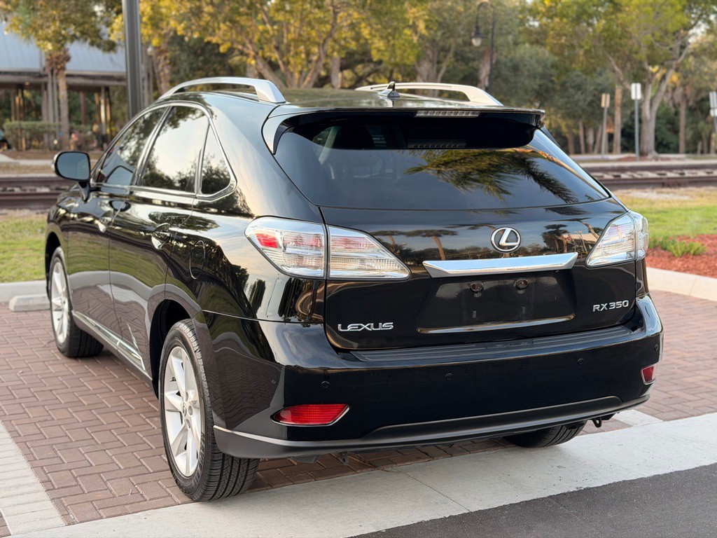 2010 Lexus RX Image 6