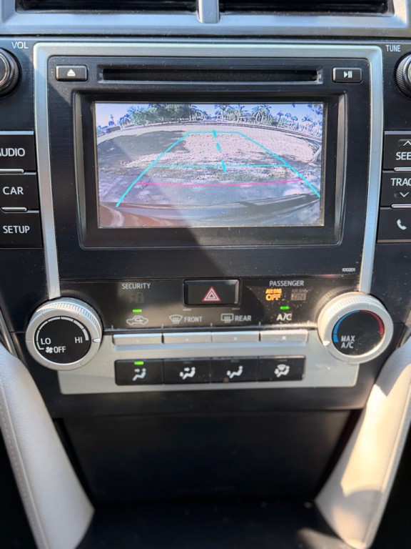 2014 Toyota Camry Image 13