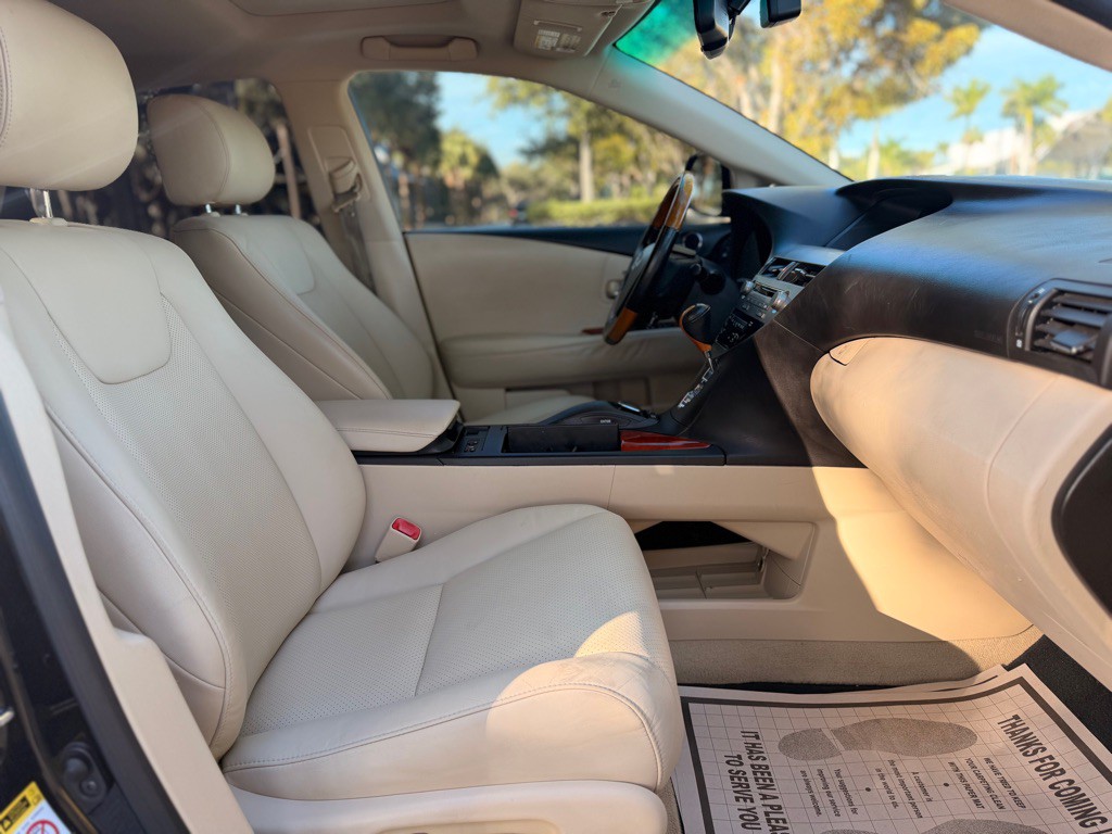 2012 Lexus RX Image 7