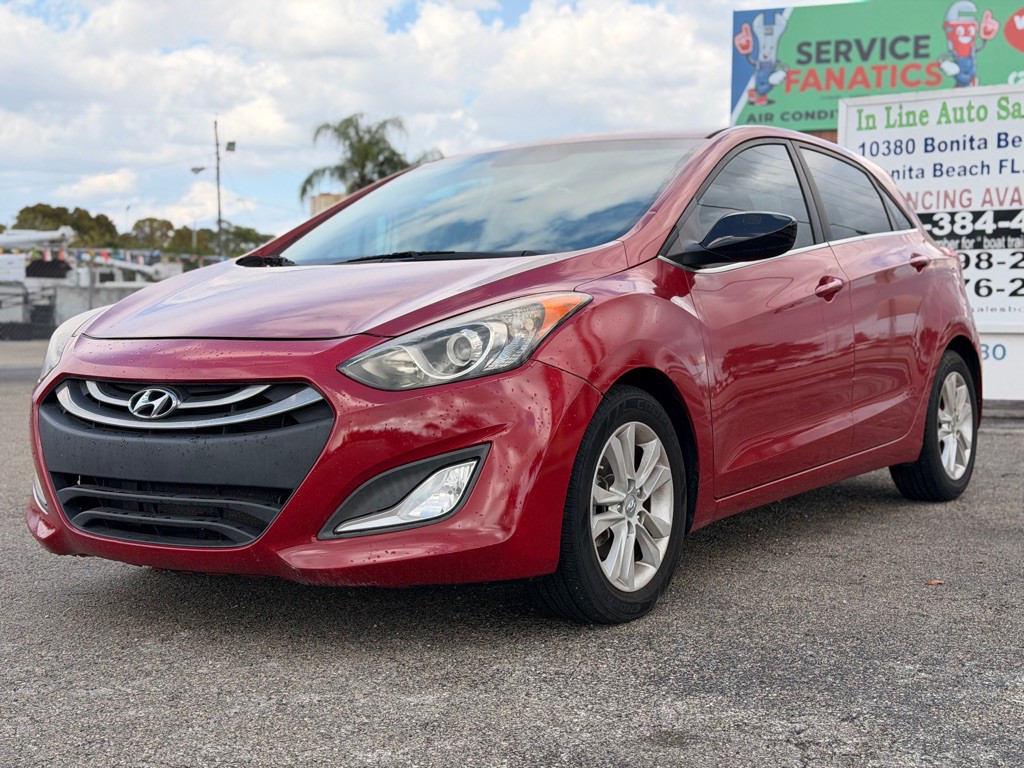 2013 Hyundai Elantra Image 3