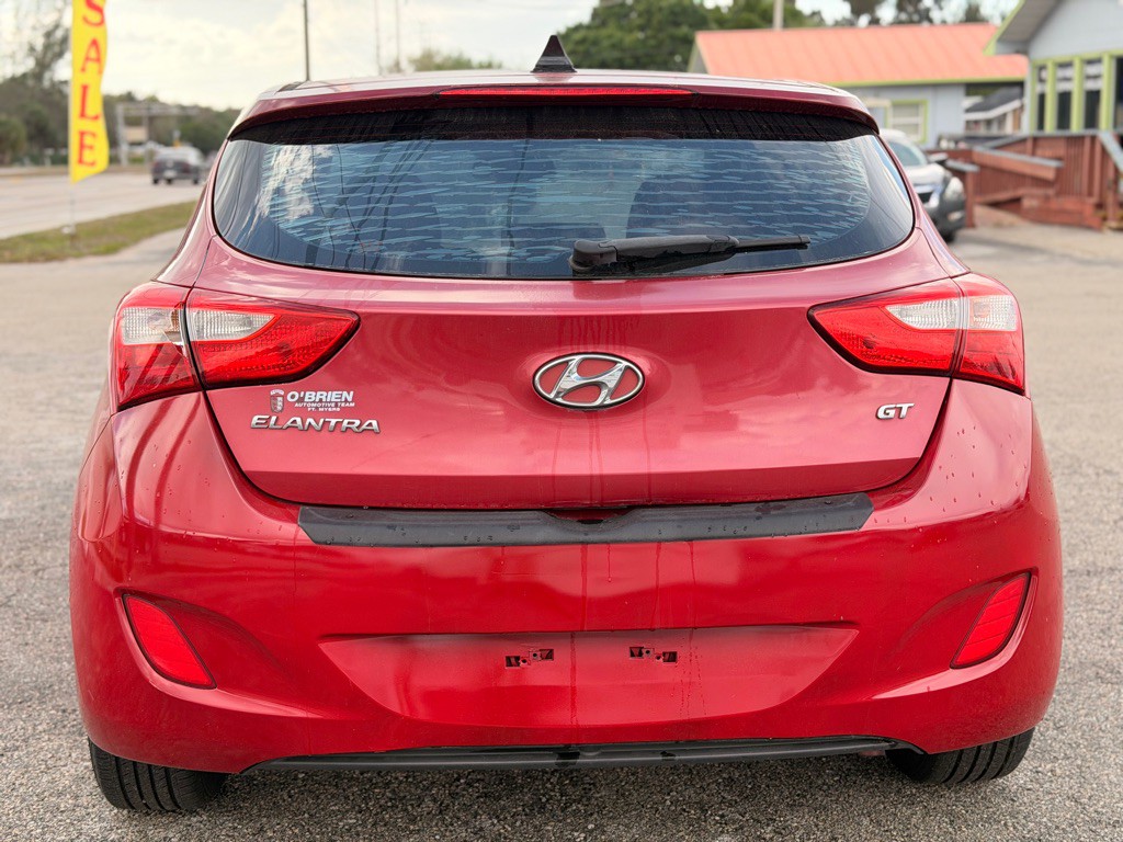 2013 Hyundai Elantra Image 5