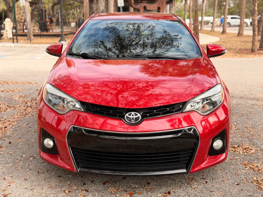 2015 Toyota Corolla Image 2