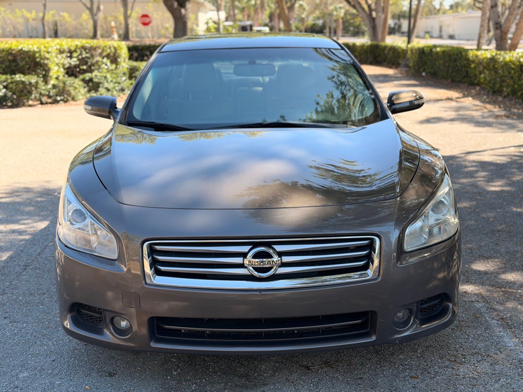 2014 Nissan Maxima Image 2