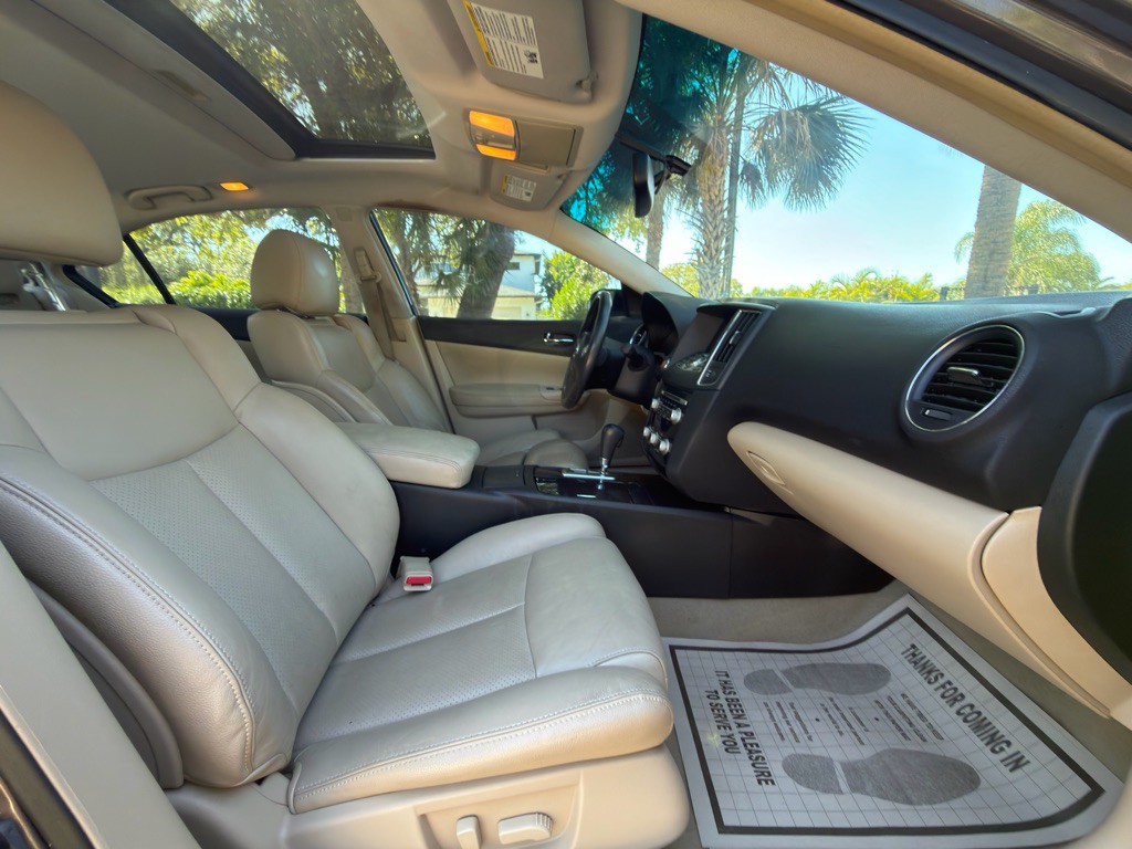2014 Nissan Maxima Image 7