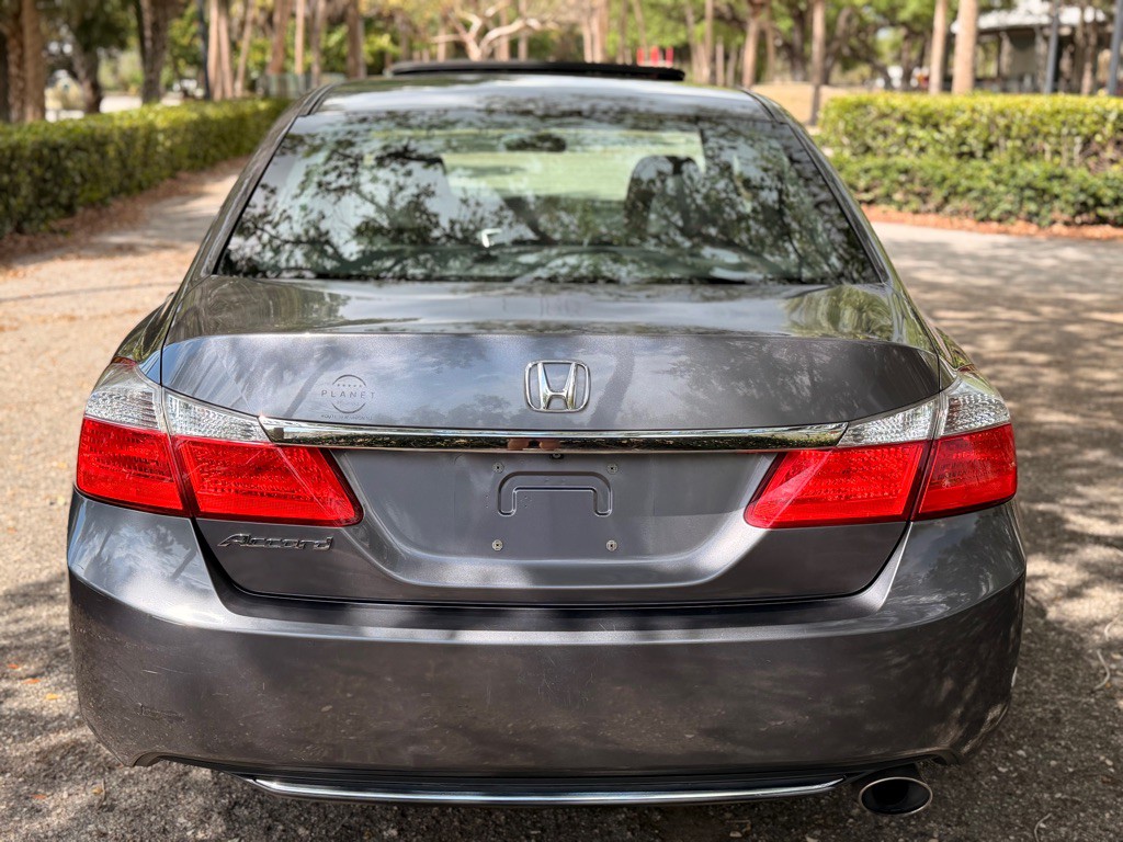 2015 Honda Accord Image 5
