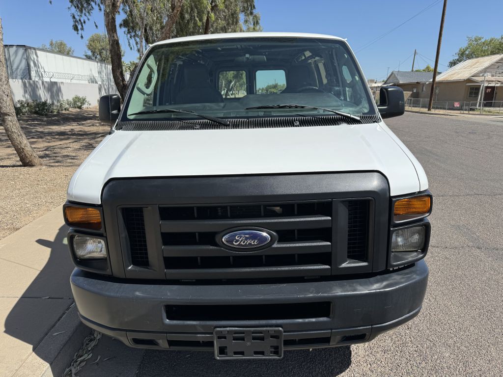 2012 Ford Econoline Image 2