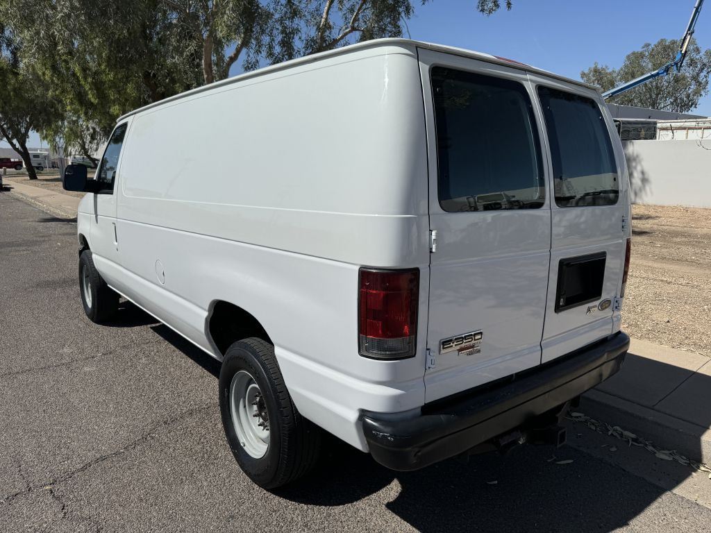 2012 Ford Econoline Image 6