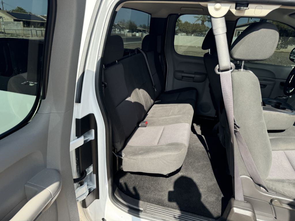 2013 Chevrolet Silverado 1500 Image 12