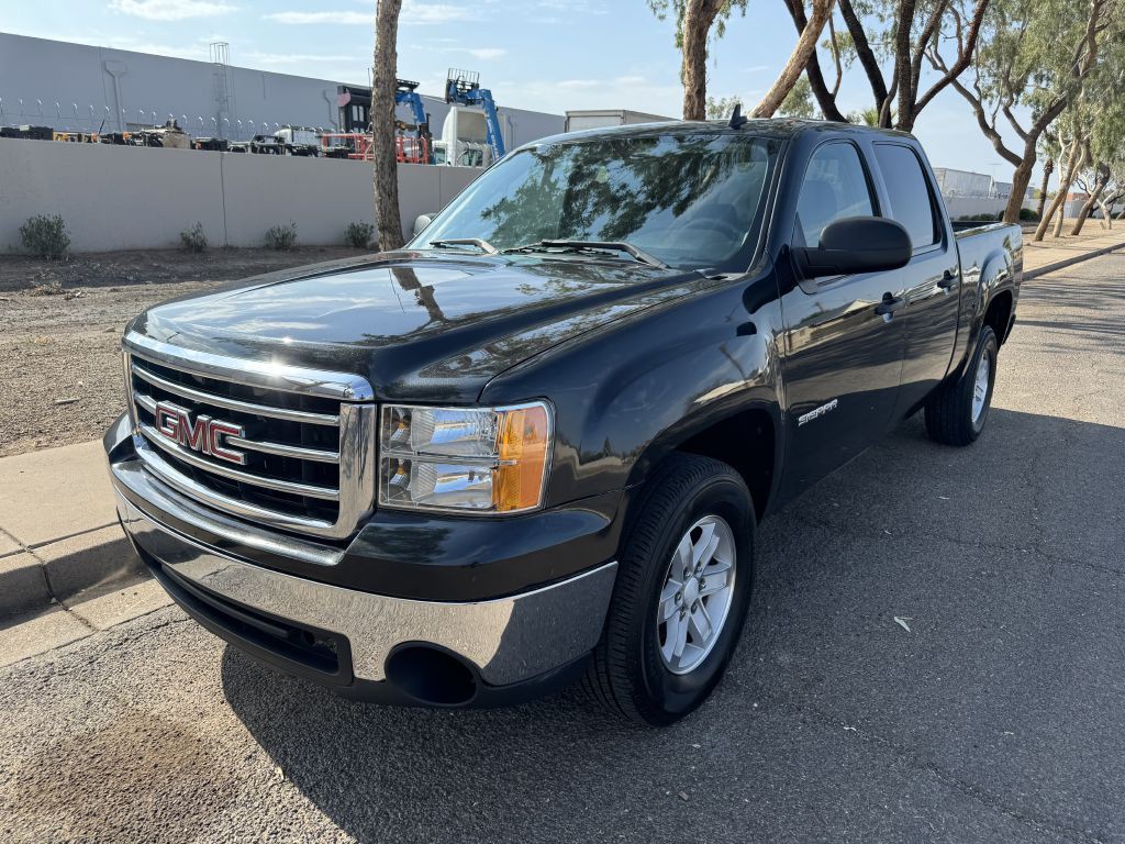2012 GMC Sierra Image 1