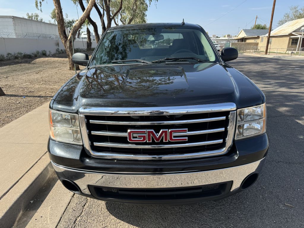2012 GMC Sierra Image 2