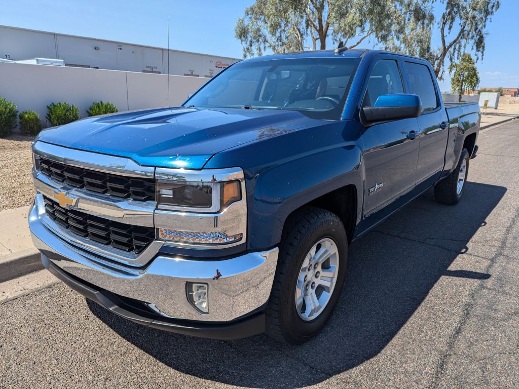 2017 Chevrolet Silverado 1500 Image 1