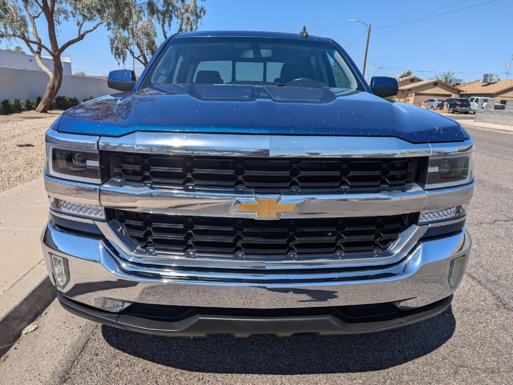 2017 Chevrolet Silverado 1500 Image 2