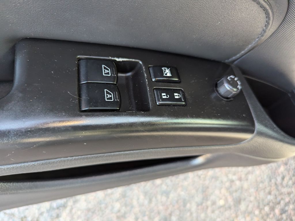 2008 Nissan 350Z Image 15