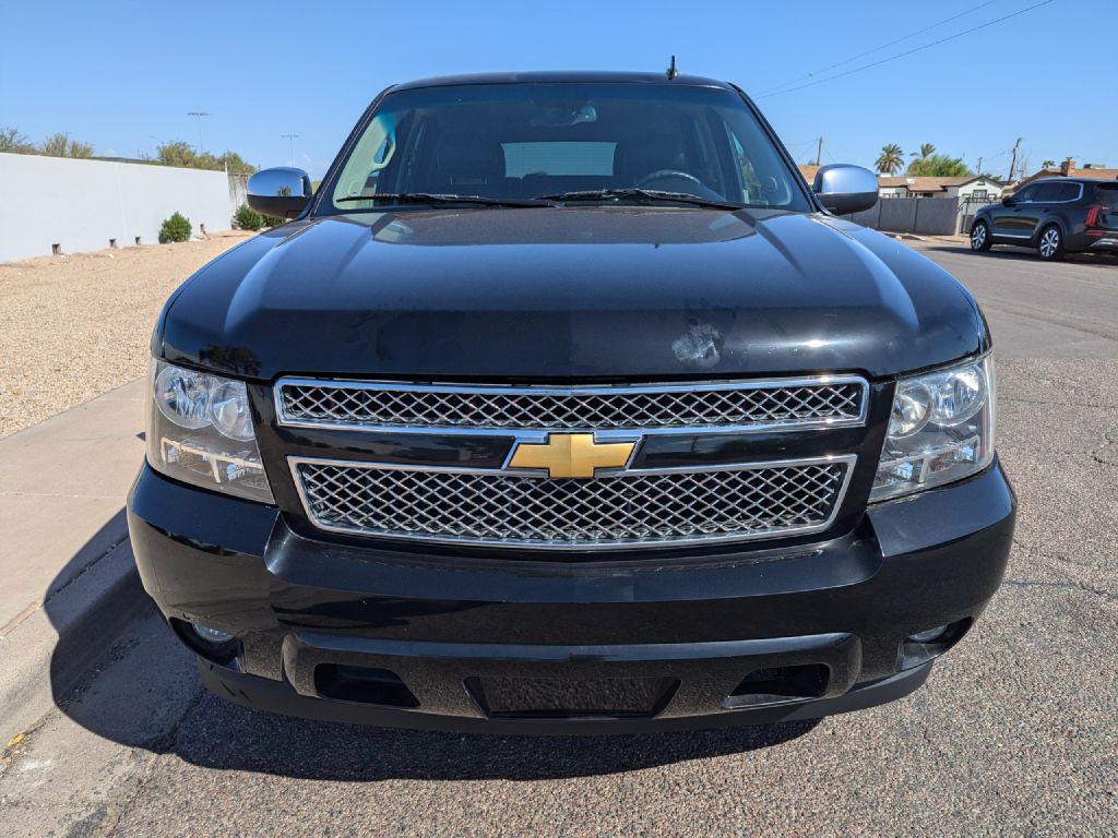 2013 Chevrolet Tahoe Image 2
