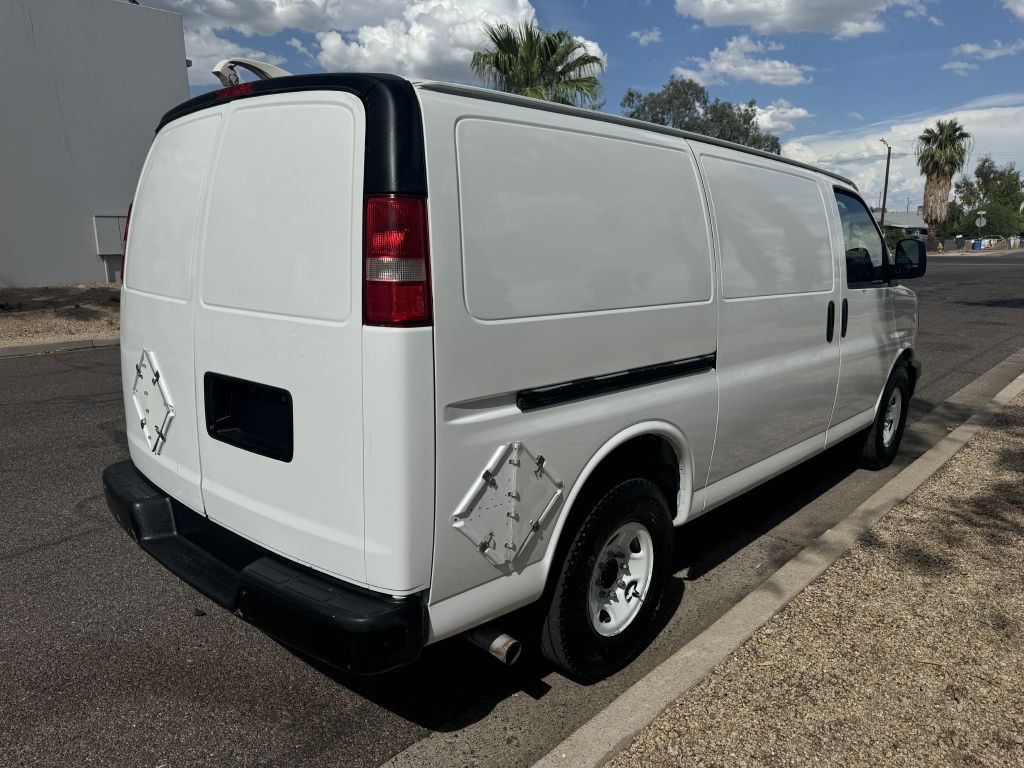 2012 GMC Savana Image 4