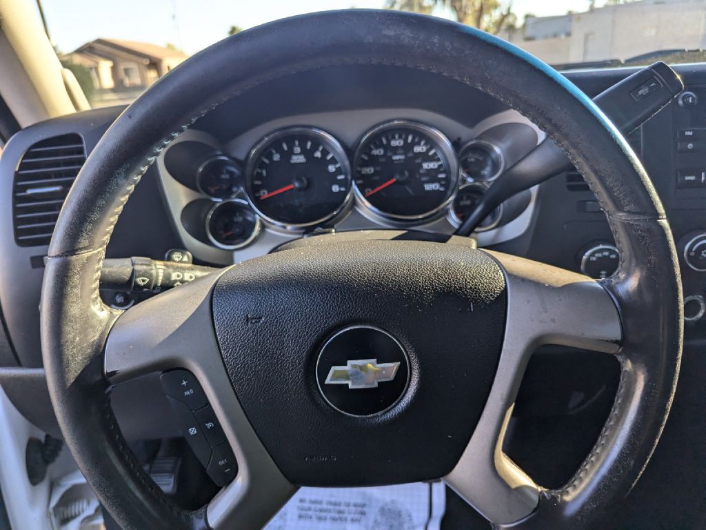 2013 Chevrolet Silverado 1500 Image 18
