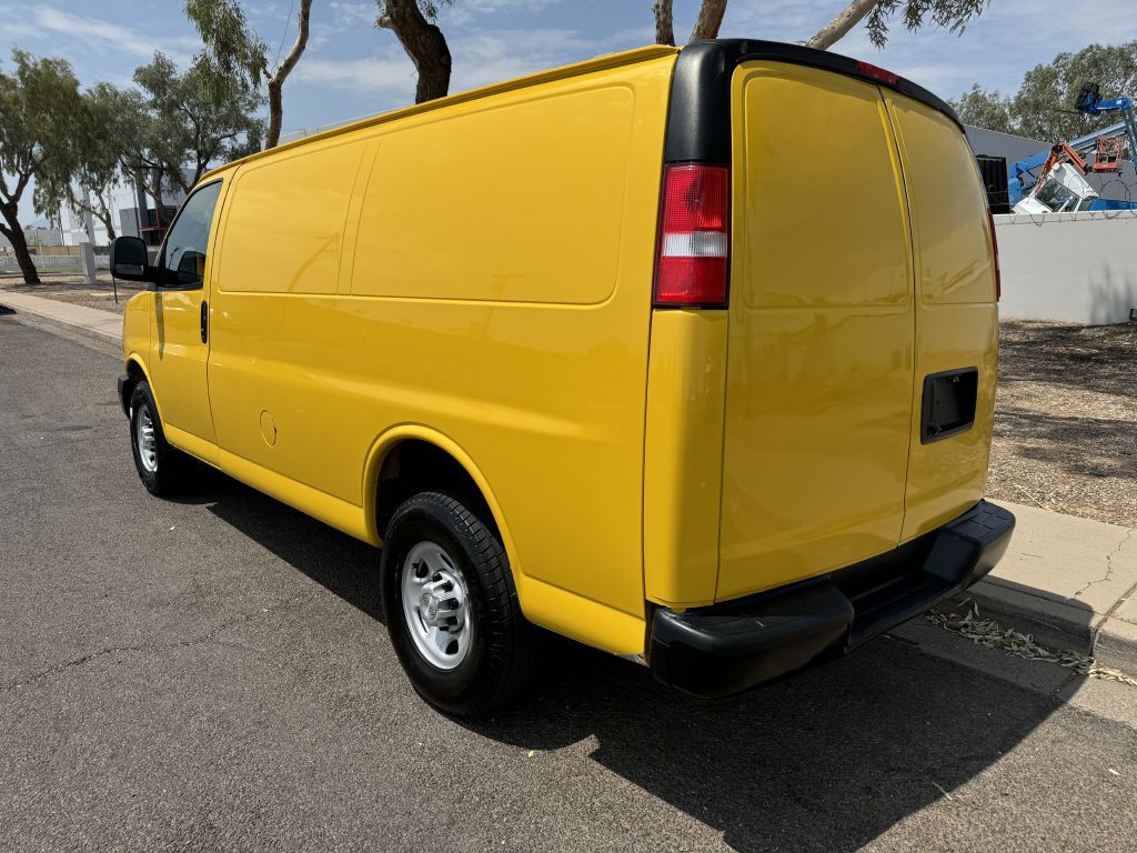 2020 Chevrolet Express Image 6