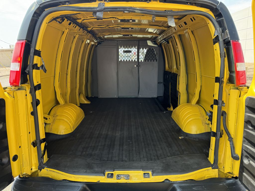 2020 Chevrolet Express Image 9