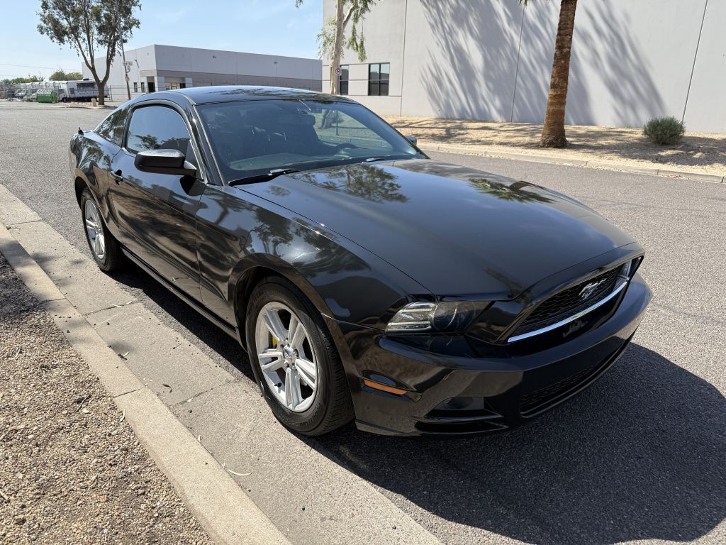 2013 Ford Mustang Image 3
