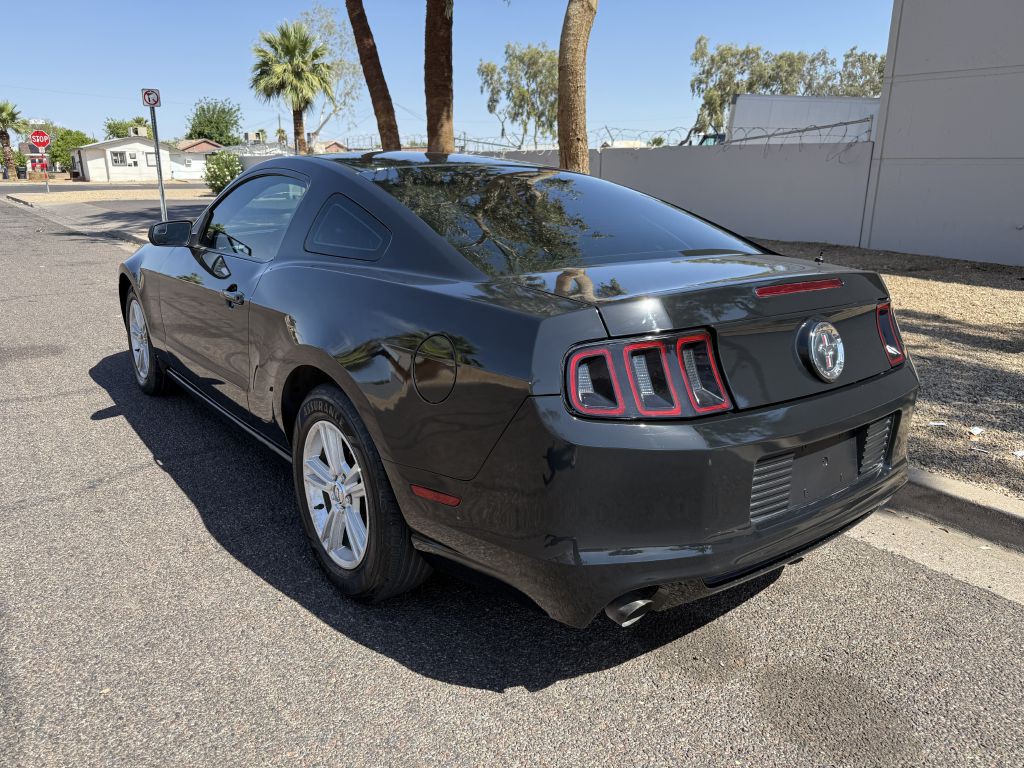 2013 Ford Mustang Image 6