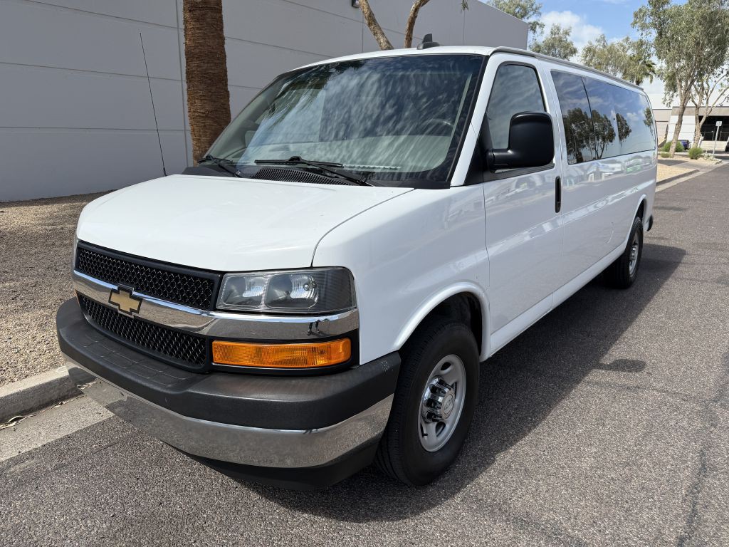 2017 Chevrolet Express Image 2