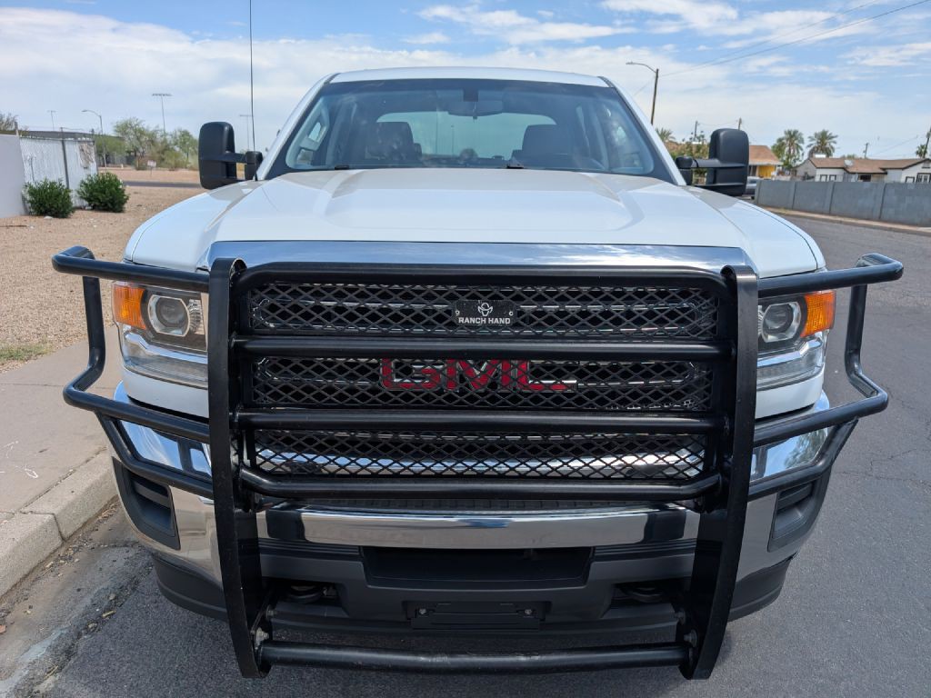 2018 GMC Sierra 2500 Image 2