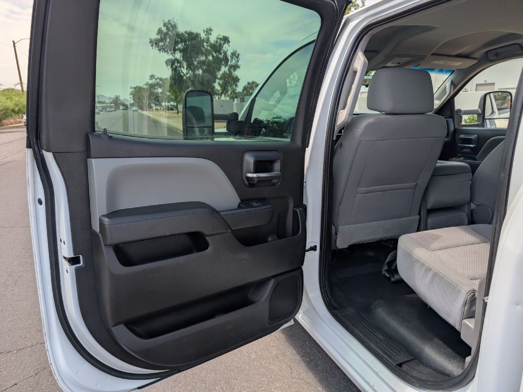 2018 GMC Sierra 2500 Image 10