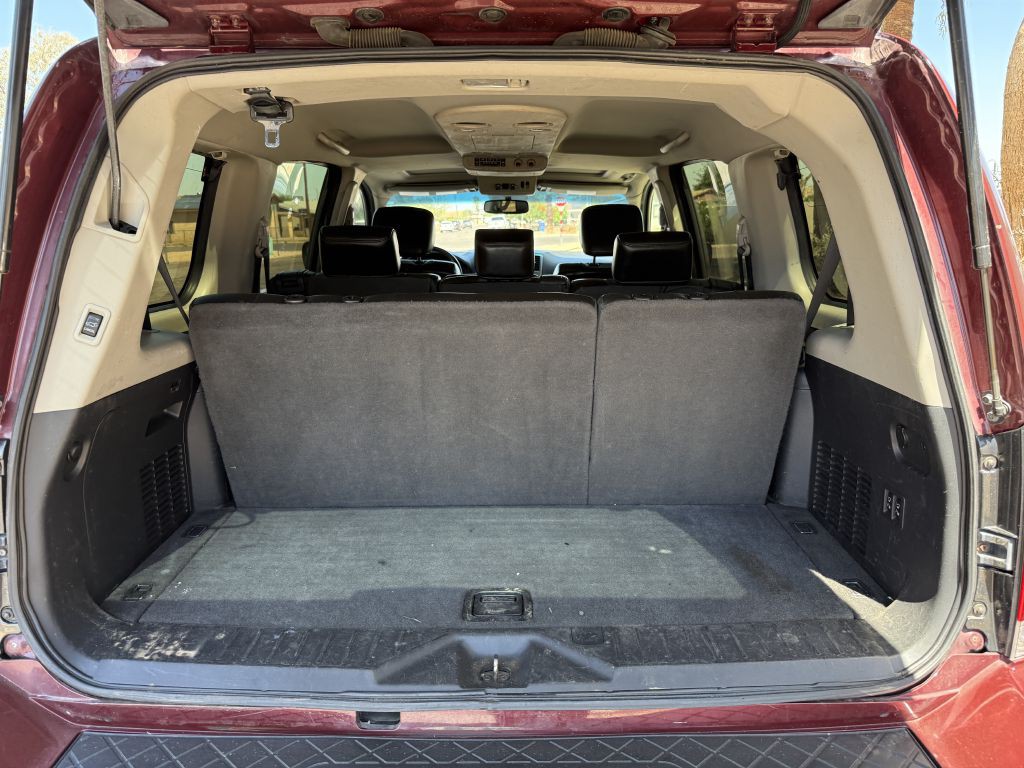 2011 Nissan Armada Image 12