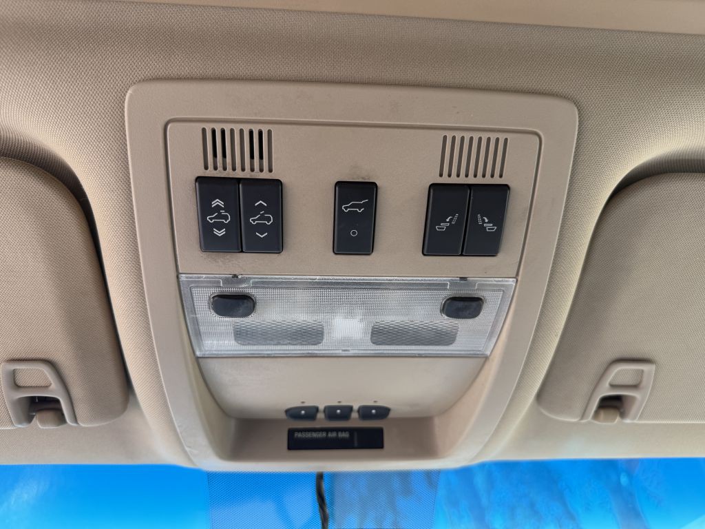 2007 Chevrolet Tahoe Image 24