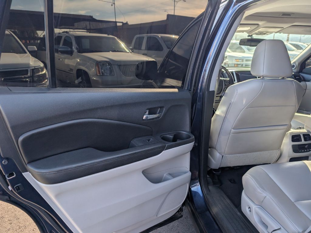 2016 Honda Pilot Image 11