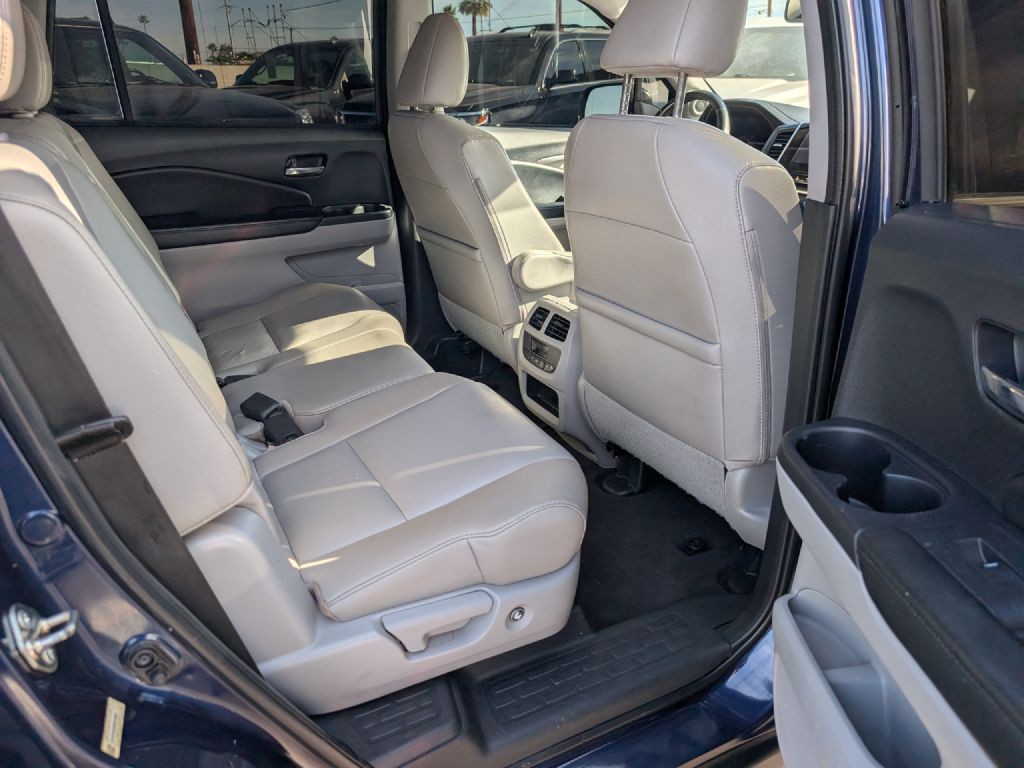 2016 Honda Pilot Image 16