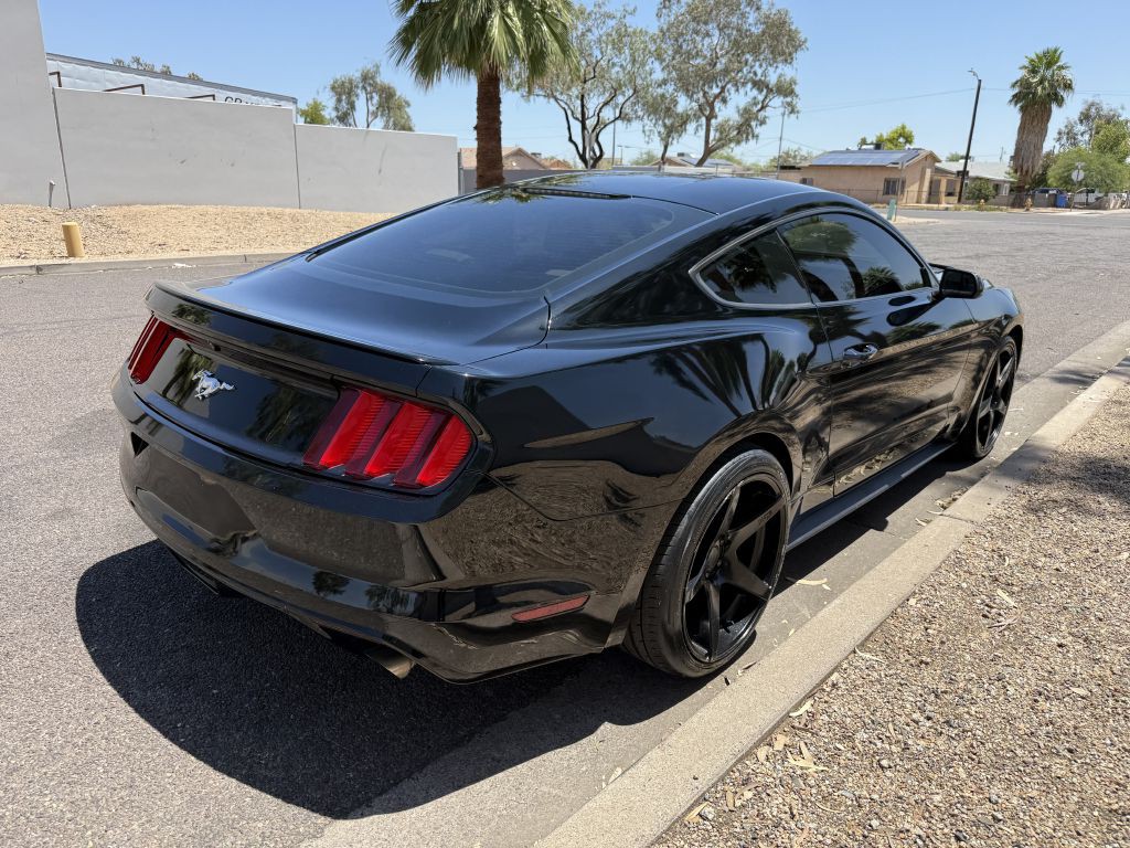 2015 Ford Mustang Image 4