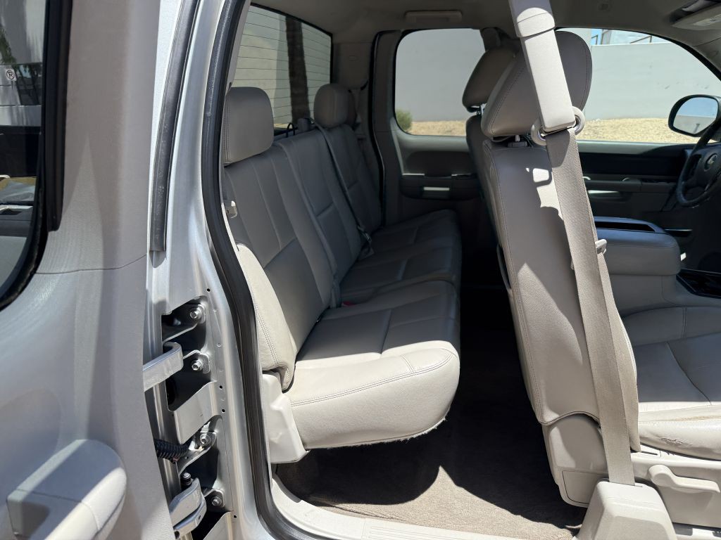 2012 Chevrolet Silverado 1500 Image 12