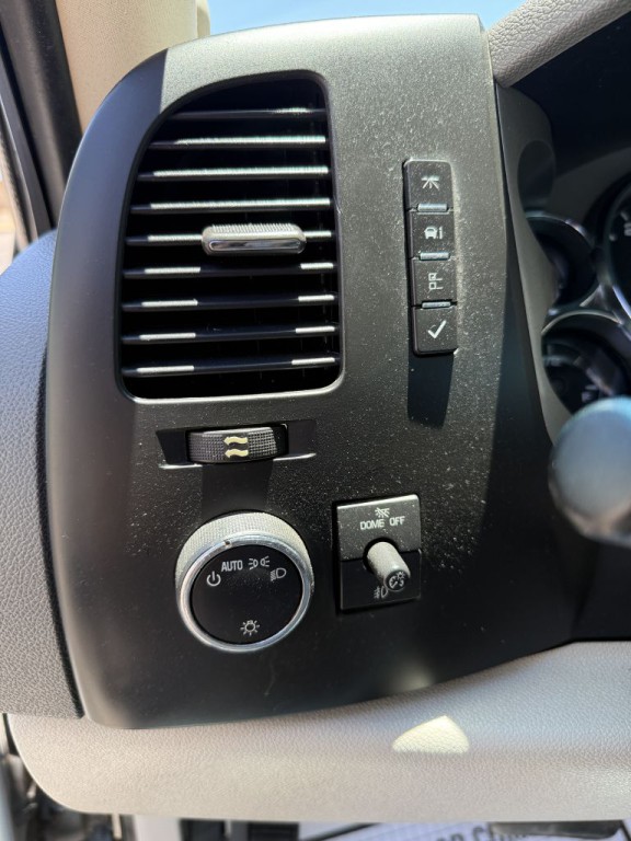 2012 Chevrolet Silverado 1500 Image 18