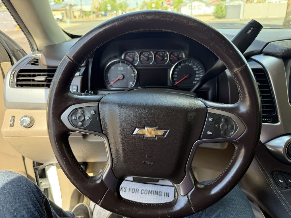 2015 Chevrolet Suburban Image 22