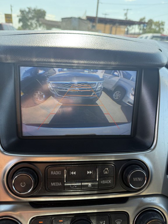 2015 Chevrolet Suburban Image 24