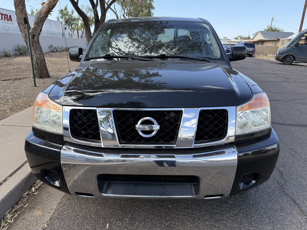 2009 Nissan Titan Image 2