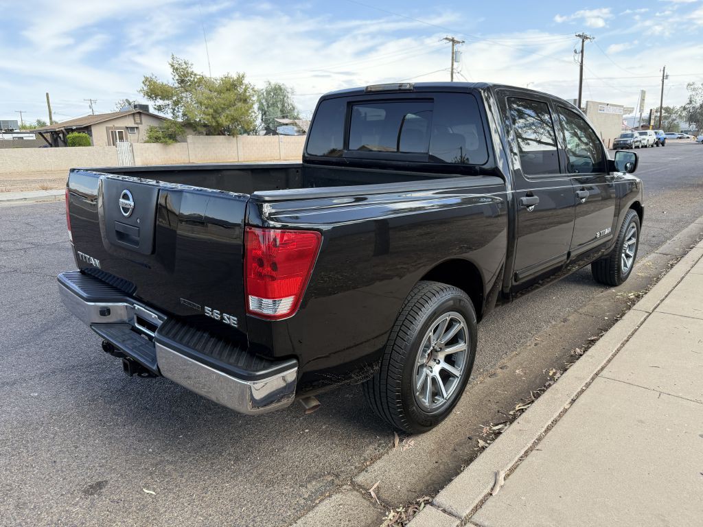 2009 Nissan Titan Image 4