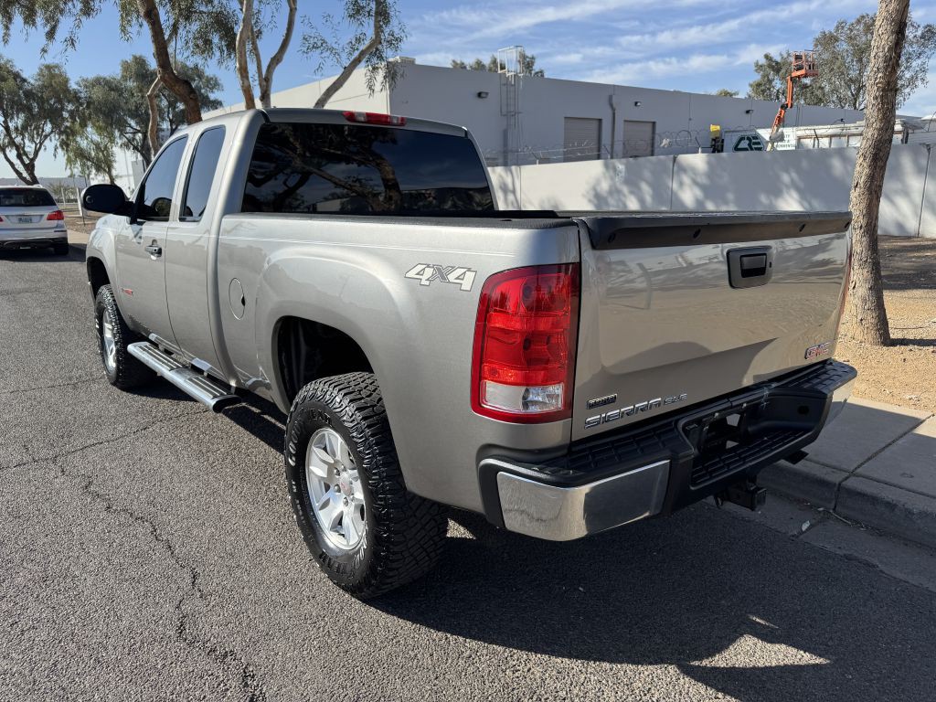 2008 GMC Sierra Image 6